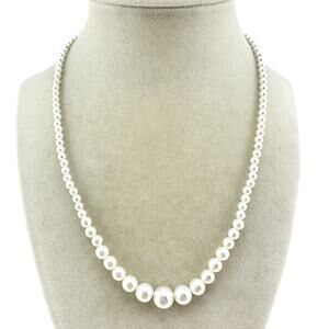 Vintage Faux Pearls 1950s 1960s Japan Silver Tone Classic 17” Necklace